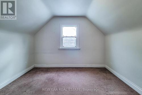 107 Haddon Avenue S, Hamilton, ON - Indoor Photo Showing Other Room