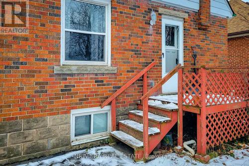 107 Haddon Avenue S, Hamilton, ON - Outdoor With Exterior