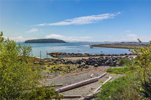 1182 Sixth Ave, Ucluelet, BC 