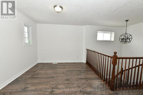 1673 Portrush Way, London, ON - Indoor Photo Showing Other Room