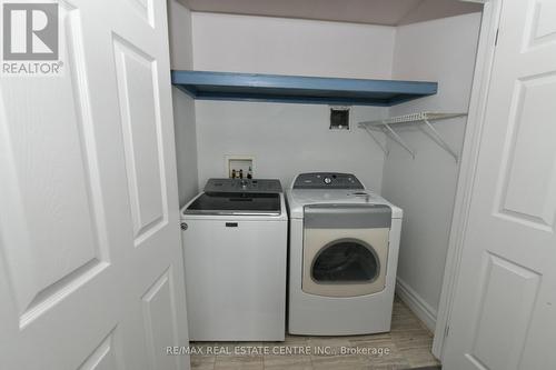 1673 Portrush Way, London, ON - Indoor Photo Showing Laundry Room