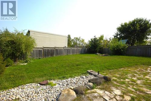 1673 Portrush Way, London, ON - Outdoor With Backyard