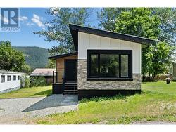 4061 11 Avenue NE Unit# 10  Salmon Arm, BC V1E 1C7