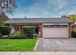 3574 GOLDEN ORCHARD DRIVE  Mississauga, ON L4Y 3H8