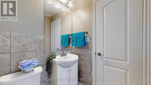 120 Danielson Court, Mississauga, ON - Indoor Photo Showing Bathroom