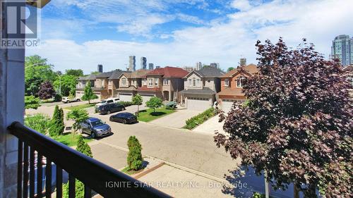 120 Danielson Court, Mississauga, ON - Outdoor