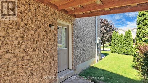 120 Danielson Court, Mississauga, ON - Outdoor