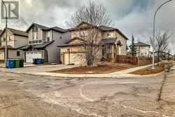 3 Sherwood Crescent NW  Calgary, AB T3R 0C9