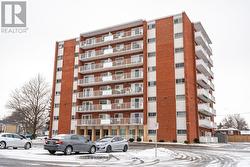 304 - 10 WOODMAN DRIVE S  Hamilton, ON L8K 4E1