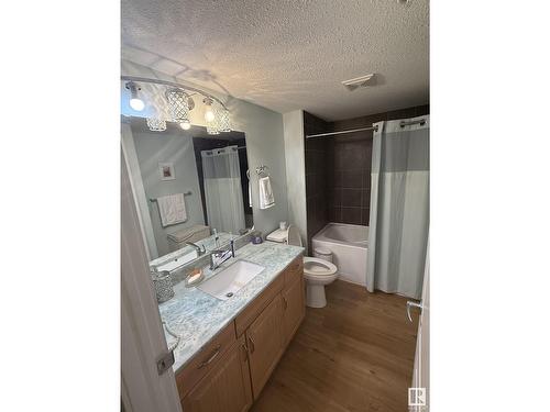 #320 278 Suder Greens Dr Nw, Edmonton, AB - Indoor Photo Showing Bathroom