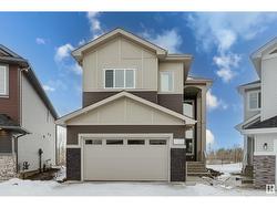 1435 11 AV NW  Edmonton, AB T6T 2W4