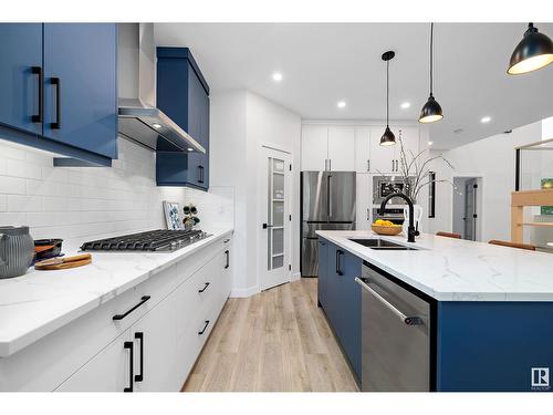 15107 42 Av Nw, Edmonton, AB - Indoor Photo Showing Kitchen With Double Sink With Upgraded Kitchen