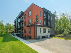 102-2010 Rue De Chambly  Saint-Bruno-De-Montarville, QC J3V 0E5