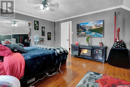 2051 Broder Street, Regina, SK - Indoor Photo Showing Bedroom