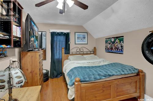 2051 Broder Street, Regina, SK - Indoor Photo Showing Bedroom