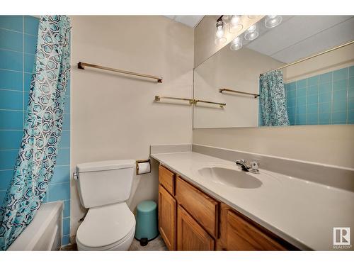 1923 104 St Nw, Edmonton, AB - Indoor Photo Showing Bathroom