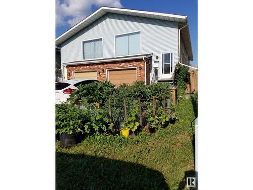 1923 104 St Nw, Edmonton, AB - Outdoor