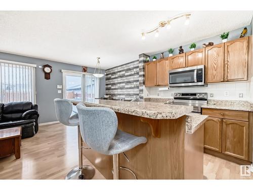 8920 213 St Nw, Edmonton, AB - Indoor Photo Showing Kitchen