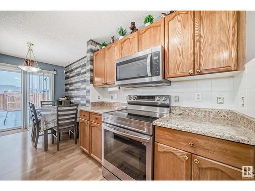 8920 213 St Nw, Edmonton, AB - Indoor Photo Showing Kitchen