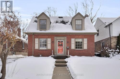 Front View - 589 Victoria Street, London, ON - Outdoor With Facade