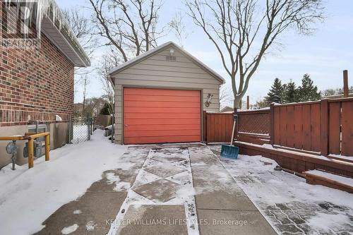 Garage - 589 Victoria Street, London, ON - Outdoor With Exterior