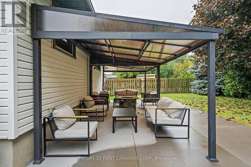 1055 Osgoode Drive, London, ON - Outdoor With Exterior