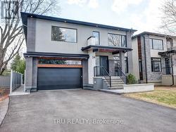 34 GRANTON AVENUE  Ottawa, ON K2G 1W8