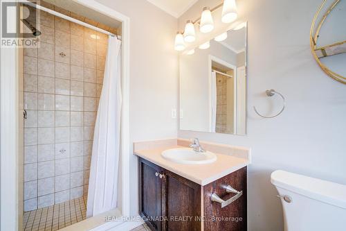 4222 Prudham Ave, Burlington, ON - Indoor Photo Showing Bathroom