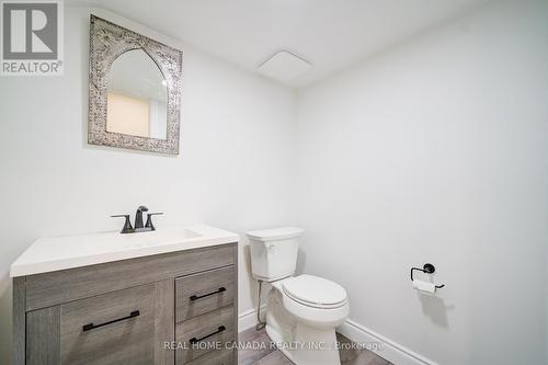 4222 Prudham Ave, Burlington, ON - Indoor Photo Showing Bathroom