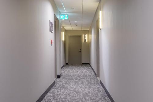 Passageway - 105-230 Boul. Harwood, Vaudreuil-Dorion, QC - Indoor Photo Showing Other Room
