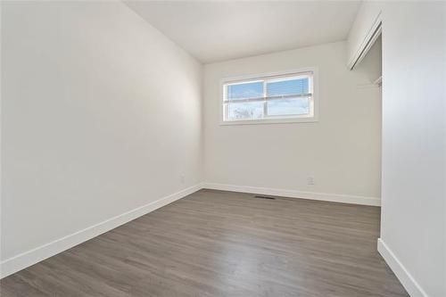 19 Premier Pl, Winnipeg, MB 