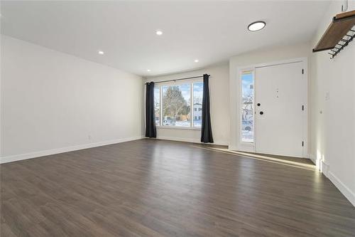 19 Premier Pl, Winnipeg, MB 