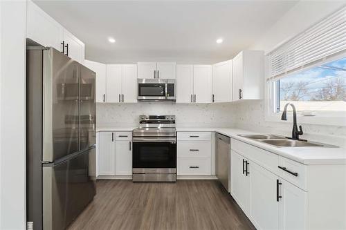 19 Premier Pl, Winnipeg, MB 