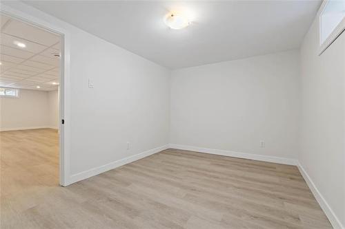 19 Premier Pl, Winnipeg, MB 