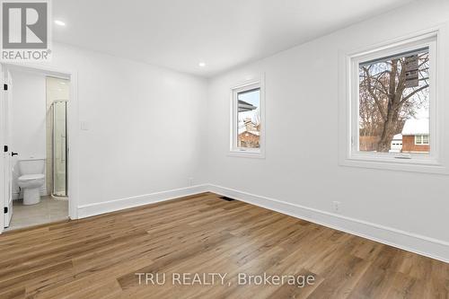 926 Winnington Avenue, Ottawa, ON - Indoor Photo Showing Other Room