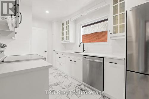 926 Winnington Avenue, Ottawa, ON - Indoor Photo Showing Kitchen