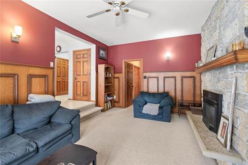 39 Carlotta Crescent, Winnipeg, MB - Indoor Photo Showing Living Room With Fireplace