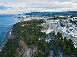 286 Route Bellevue O.  Les Méchins, QC G0J 1T6