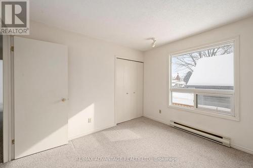 337 Mornington Avenue, London, ON - Indoor Photo Showing Other Room