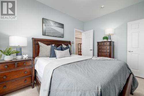 7472 Aked Road, Clarington, ON - Indoor Photo Showing Bedroom