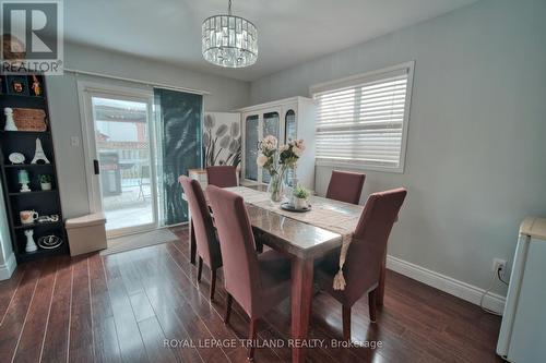 58 Stonehenge Court, London, ON - Indoor Photo Showing Dining Room