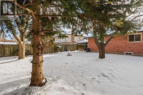 124 Fairchild Crescent, London, ON - Outdoor