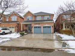 3860 HENRIETTA WAY  Mississauga, ON L5M 7Y4