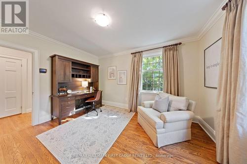 257 Roseland Crescent, Burlington, ON - Indoor Photo Showing Living Room