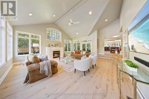 257 Roseland Crescent, Burlington, ON - Indoor Photo Showing Living Room With Fireplace