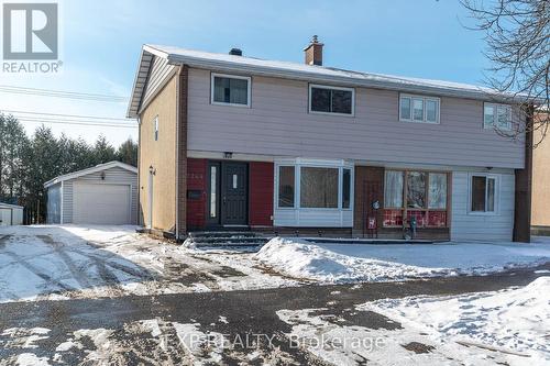 2264 Russell Road, Ottawa, ON - Outdoor