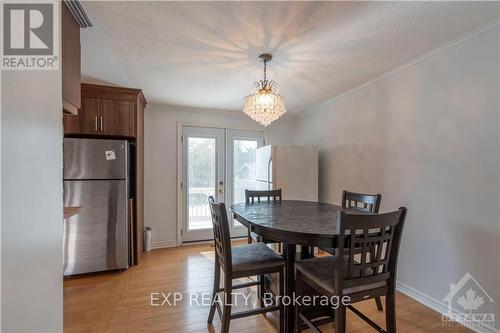 2264 Russell Road, Ottawa, ON - Indoor Photo Showing Dining Room