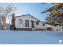 3531 18 AV NW NW  Edmonton, AB T6L 3C1