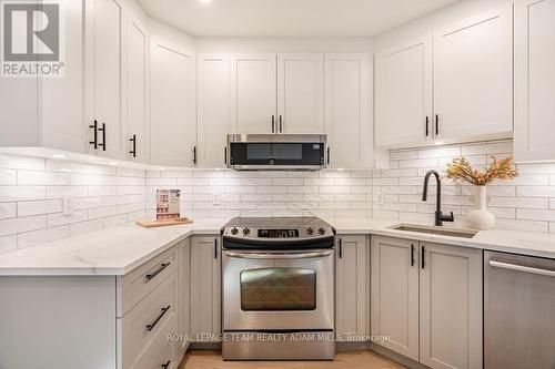 14 Cornerstone, Ottawa, ON - Indoor Photo Showing Kitchen With Stainless Steel Kitchen With Upgraded Kitchen