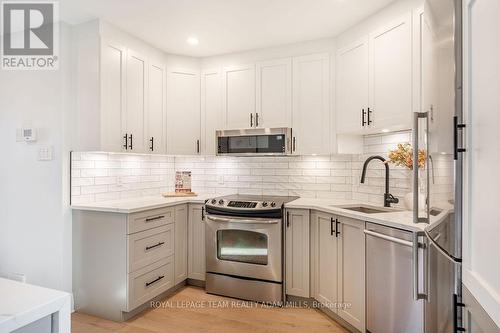 14 Cornerstone, Ottawa, ON - Indoor Photo Showing Kitchen With Stainless Steel Kitchen With Upgraded Kitchen